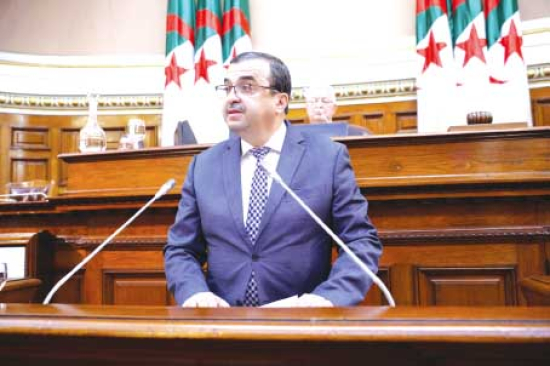 الجزائر أمّنت الإكتفاء الذاتي من المشتقات النفطية