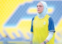 تتويج الجزائرية لينا بوساحــة بلقـب أفضل لاعبـة لموسـم 2023 - 2024