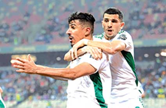 عطّال وبونجـاح ضمـن التّشكيلـة المثاليــة للشّهــر