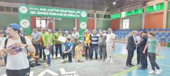 نـادي النجم الساطـع بوفـاريــك يتـوّج باللّقـب