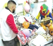 في العيــــــــــد..عيـــــــــــــادة المرضـــى فرحــة كــــبرى