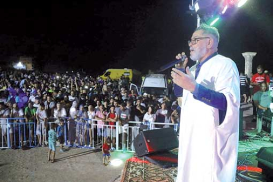 الصيف الجزائري يـزهر فنًـا وتراثـــًا يُنعش الفضاء العمومي ويعزّز الهوية