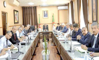 التّكفل بالطّلــب المتزايـد علـى المقاعـد البيداغوجية